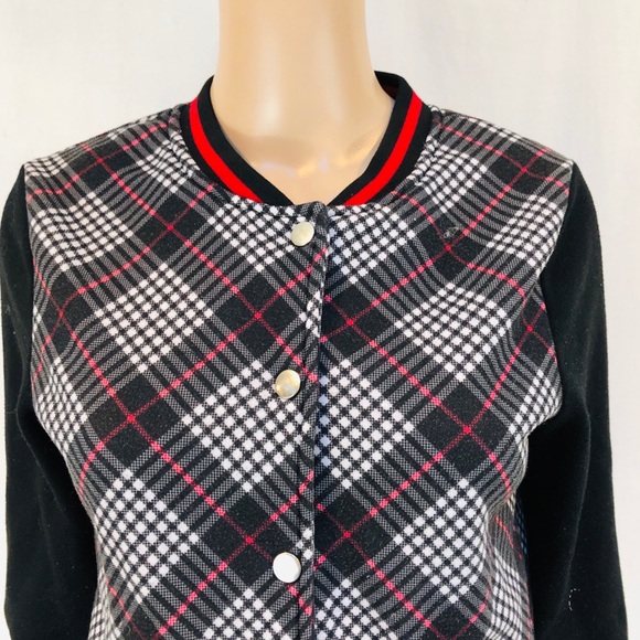 Wet Seal women’s Lt Wt Jacket. S M.  Fleece Snap  closure  Plaid - Picture 3 of 7